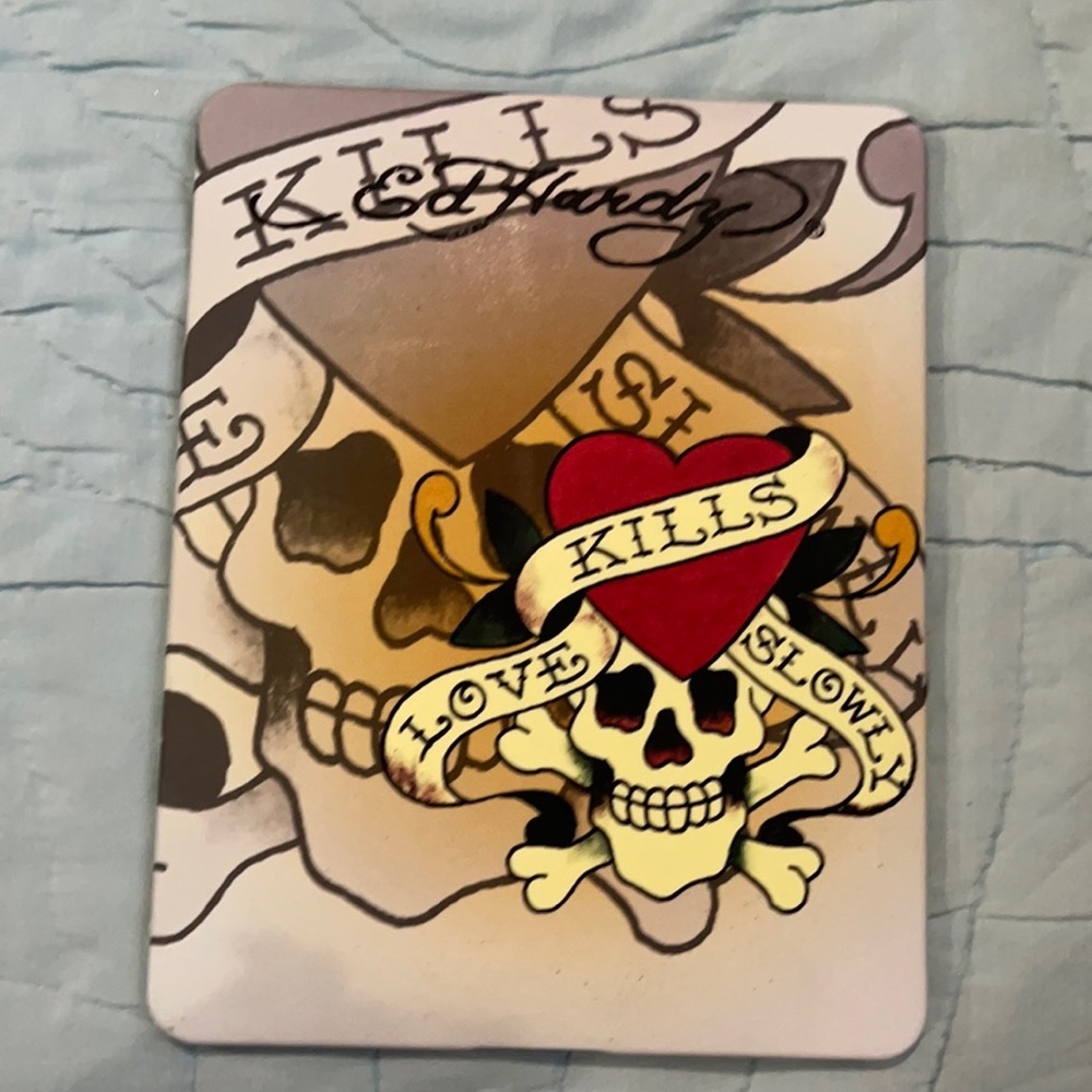 6/$20 New Ed Hardy iPad 1 case